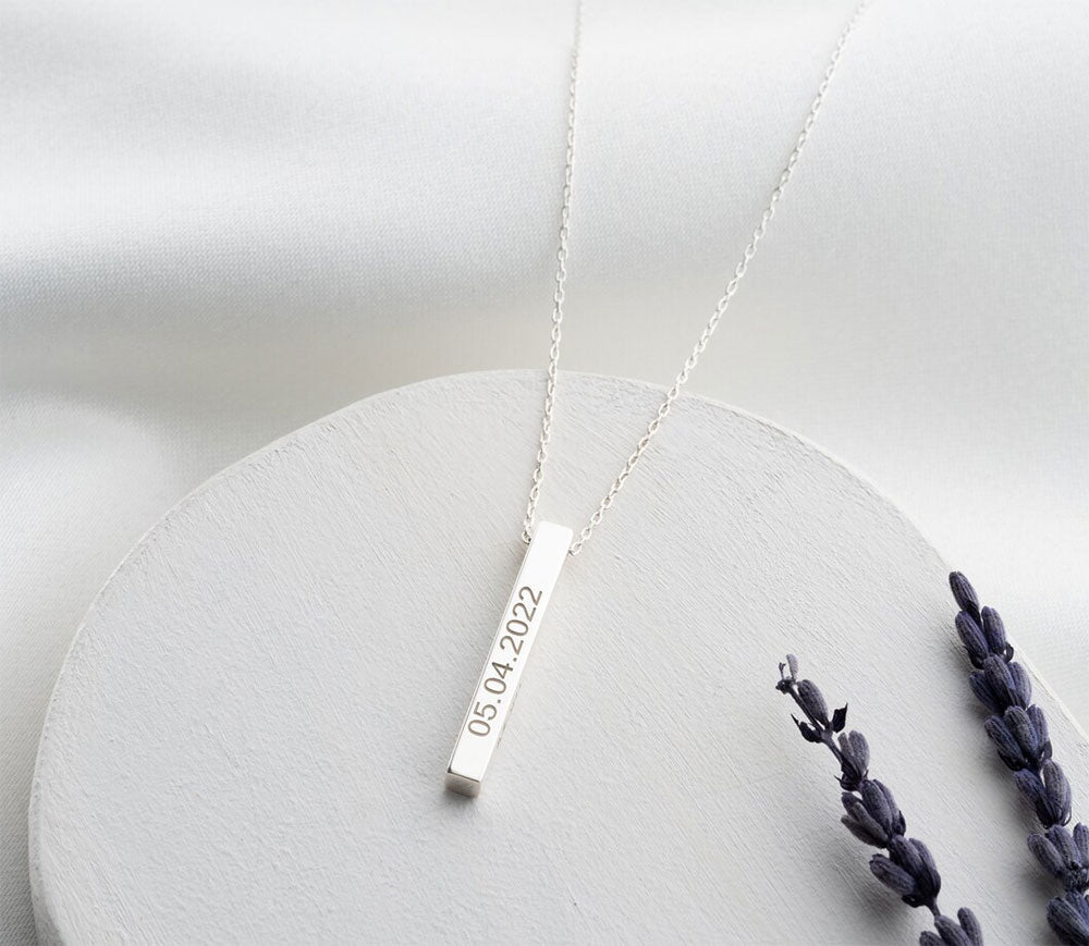 Vertical 3D Bar Necklace in Silver