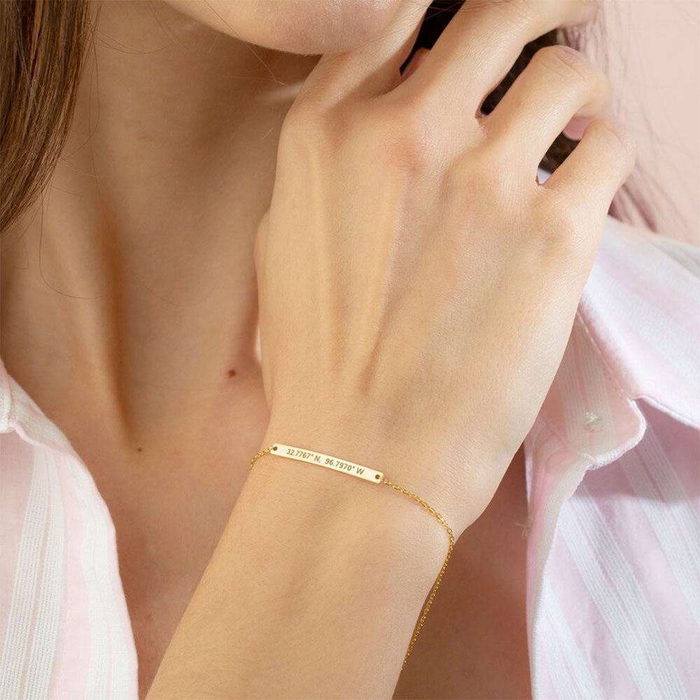 Personalized Bar Bracelet in Silver