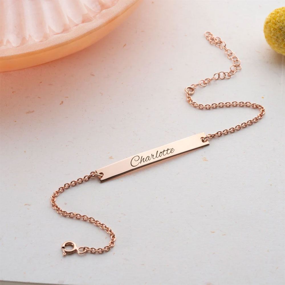 Personalized Bar Bracelet in Silver