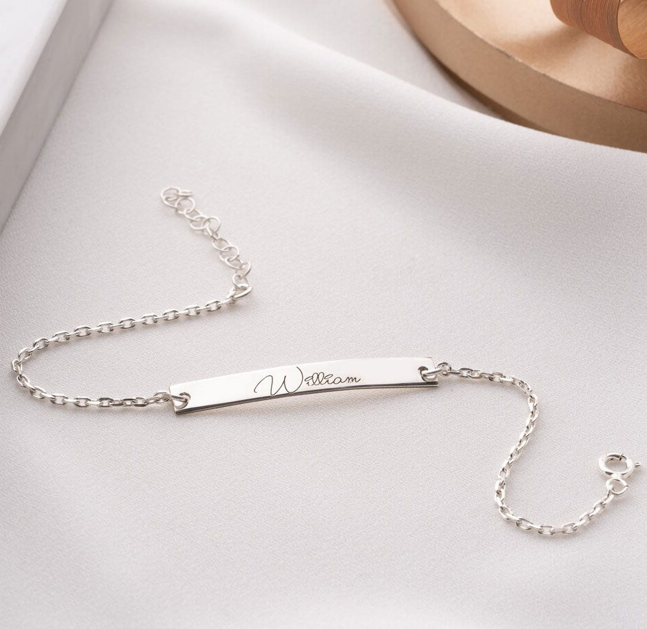 Personalized Bar Bracelet in Silver