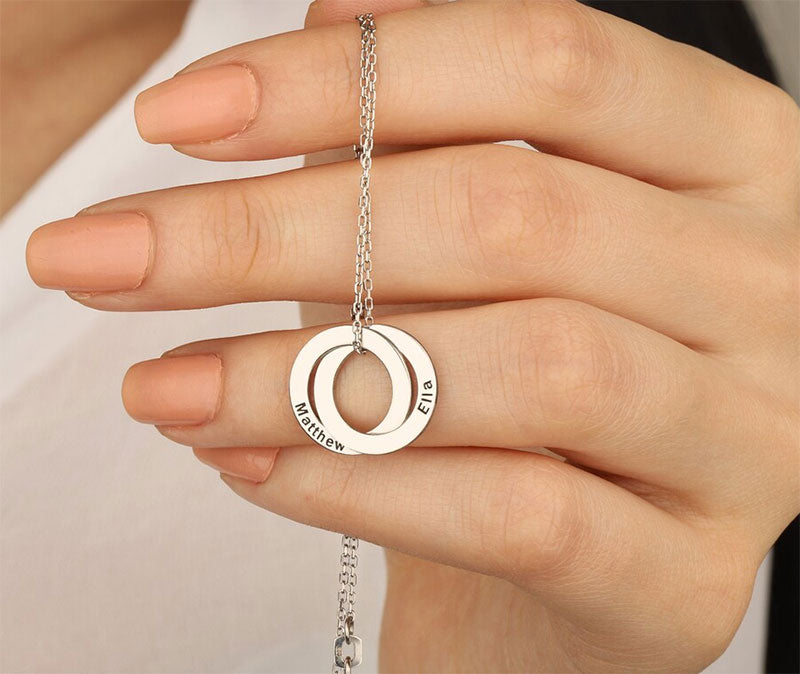 Interlocking Russian Rings Necklace in Silver