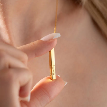 Vertical 3D Bar Necklace in Gold