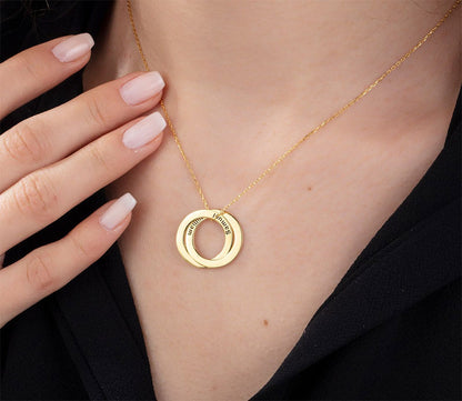 Interlocking Russian Rings Necklace in Gold