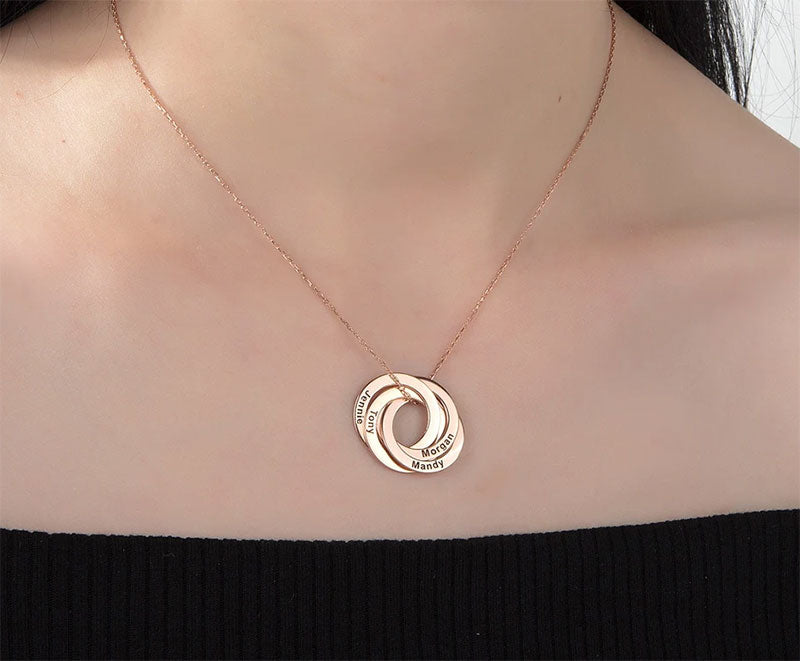 Interlocking Russian Rings Necklace in Rose Gold